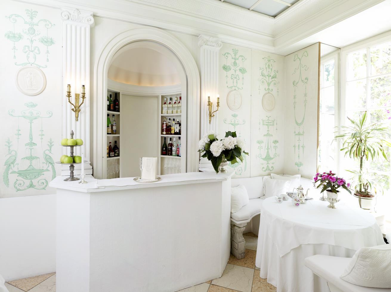 Bar/Salón Opera Hotel