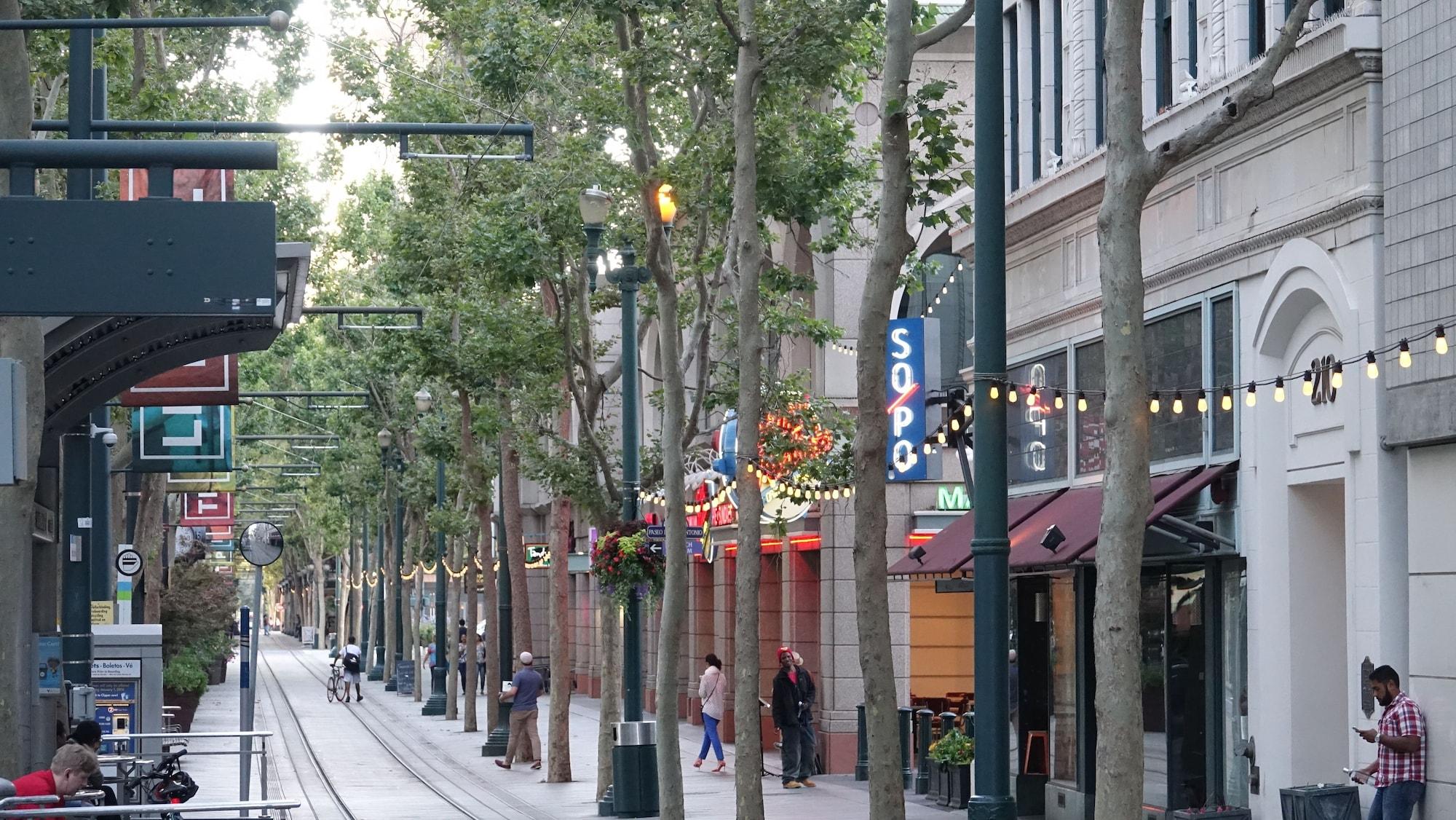 Restaurant Four Points by Sheraton San Jose Downtown