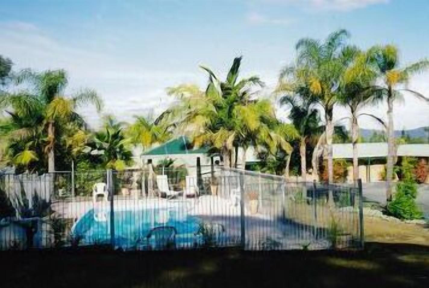 Vista Piscina Bulahdelah Myall Motel