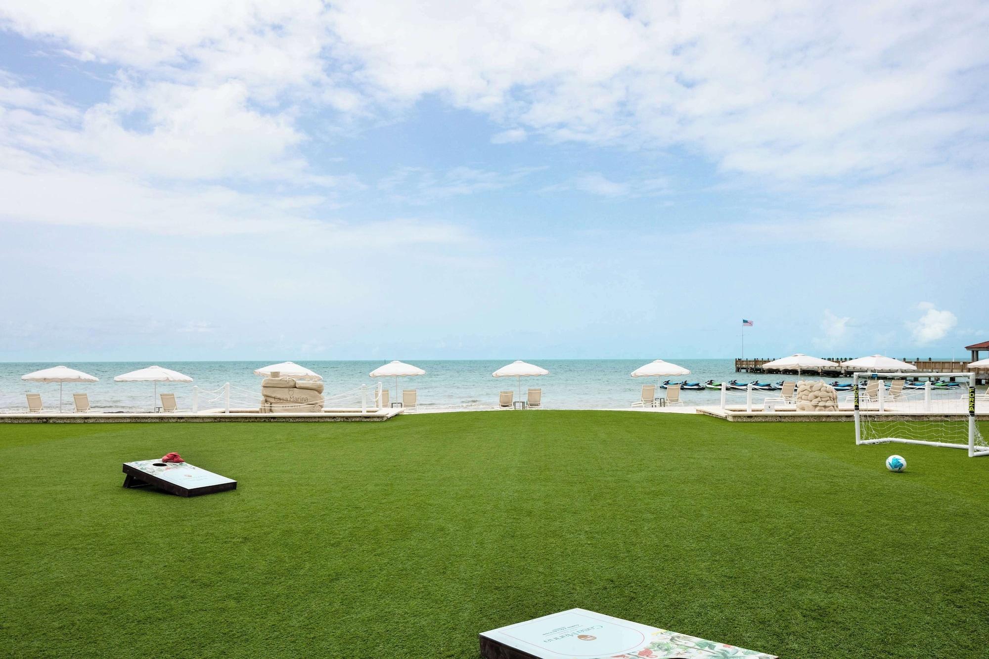 Playa Casa Marina Key West, Curio Collection by Hilton