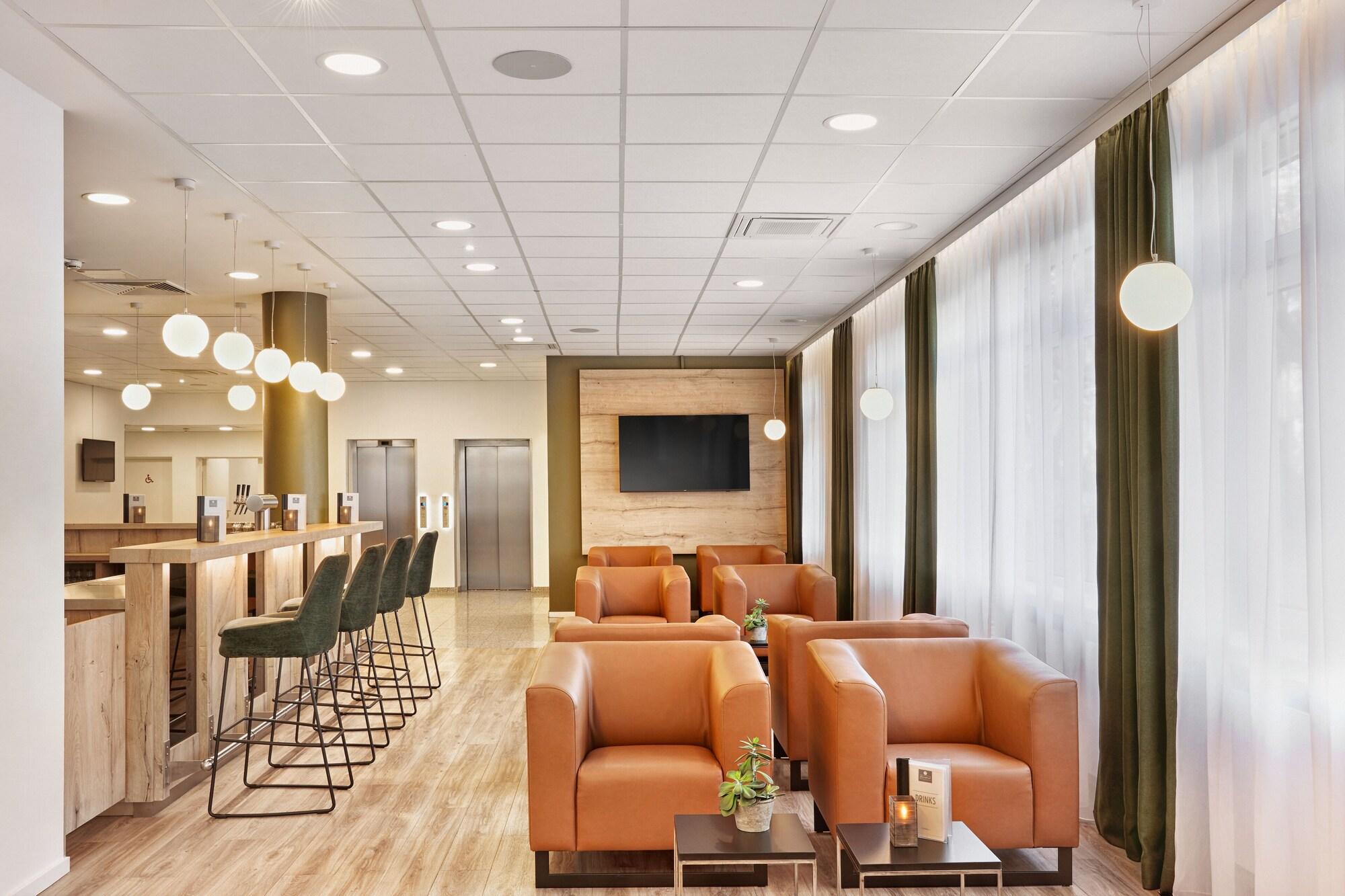 Vista Lobby H+ Hotel Darmstadt