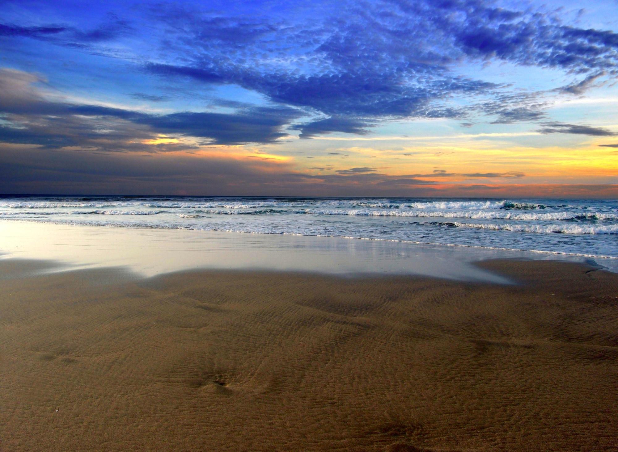 Playa Mar Paraiso Queen