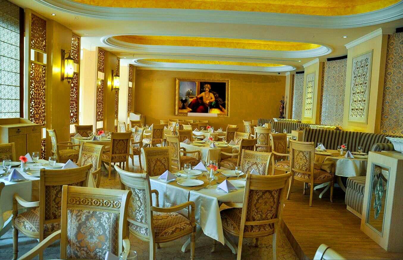 Restaurant Pramod Convention & Club Resort