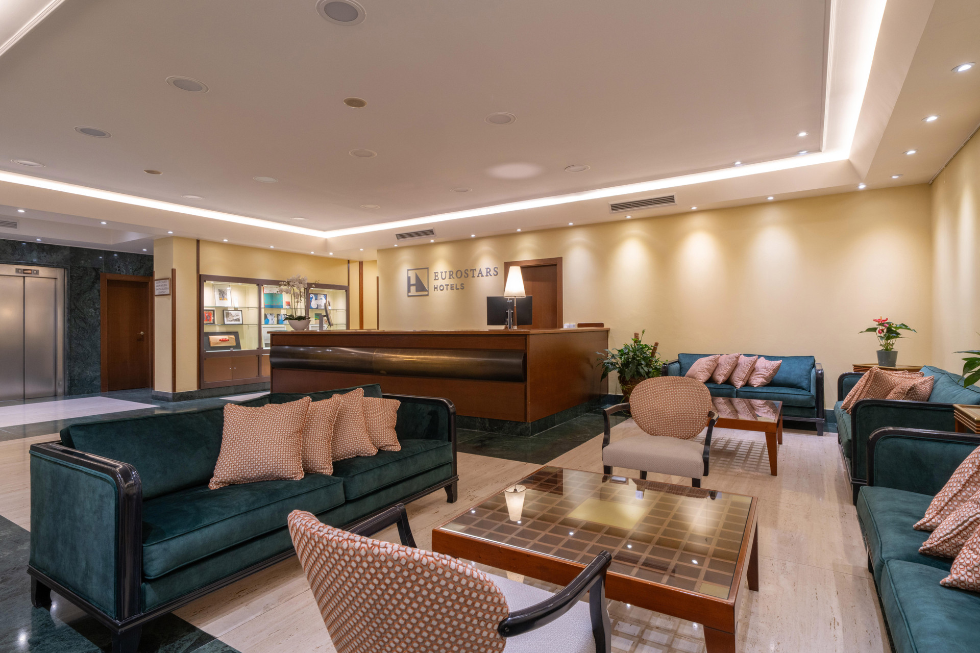 Vista Lobby Eurostars Las Claras