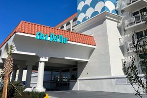 Alojamiento - Casa Del Mar Beach Resort