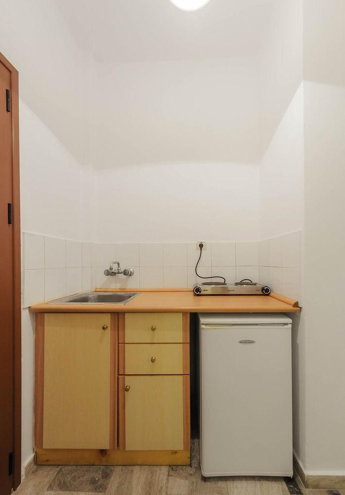 Set de Habitación Kiki Studios & Apartments