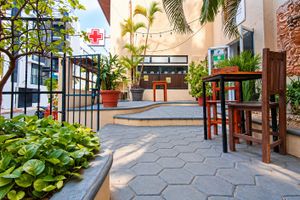 Hospedagens - Beach House Hotel