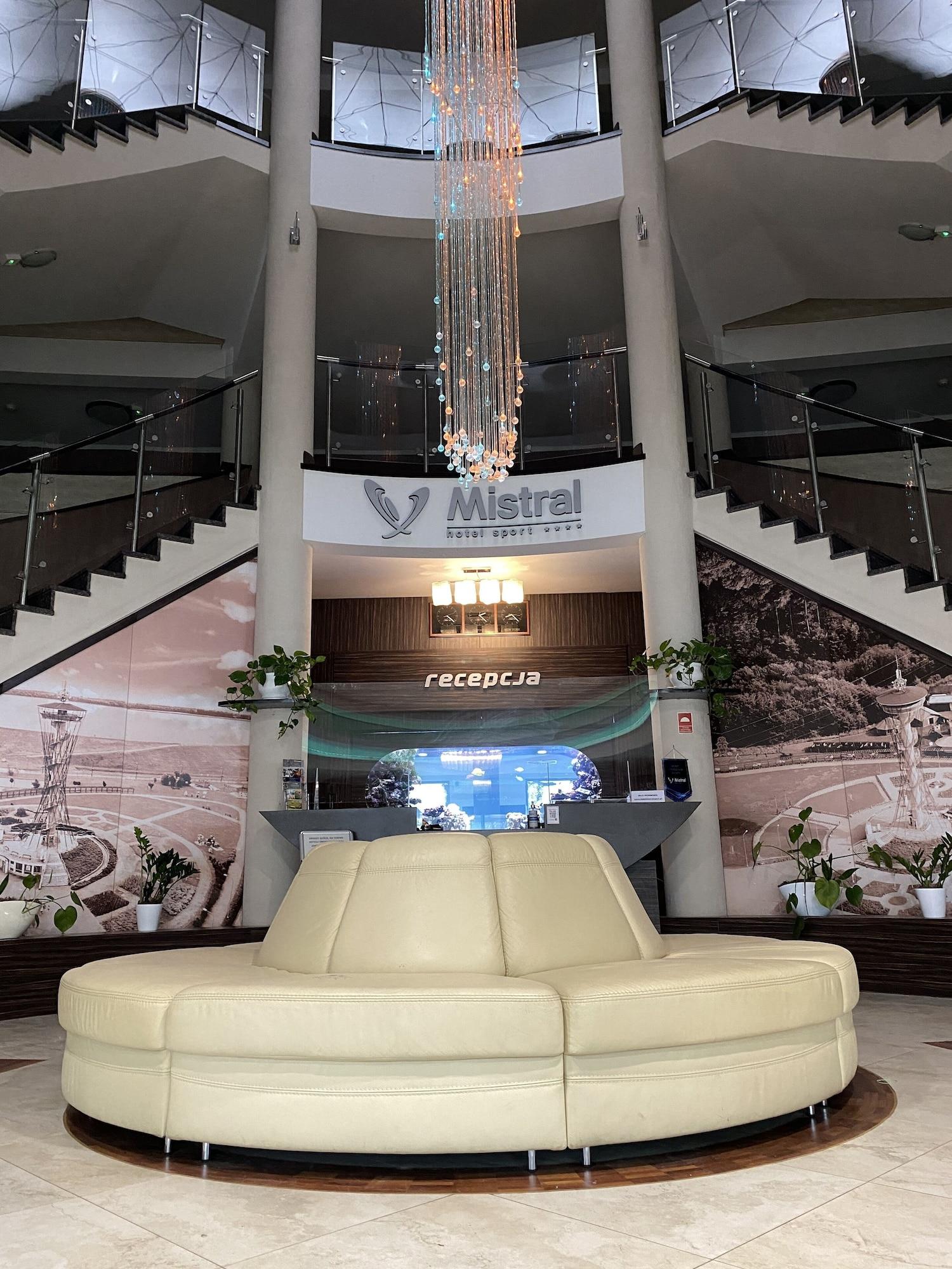 Vista Lobby Hotel Mistral Sport