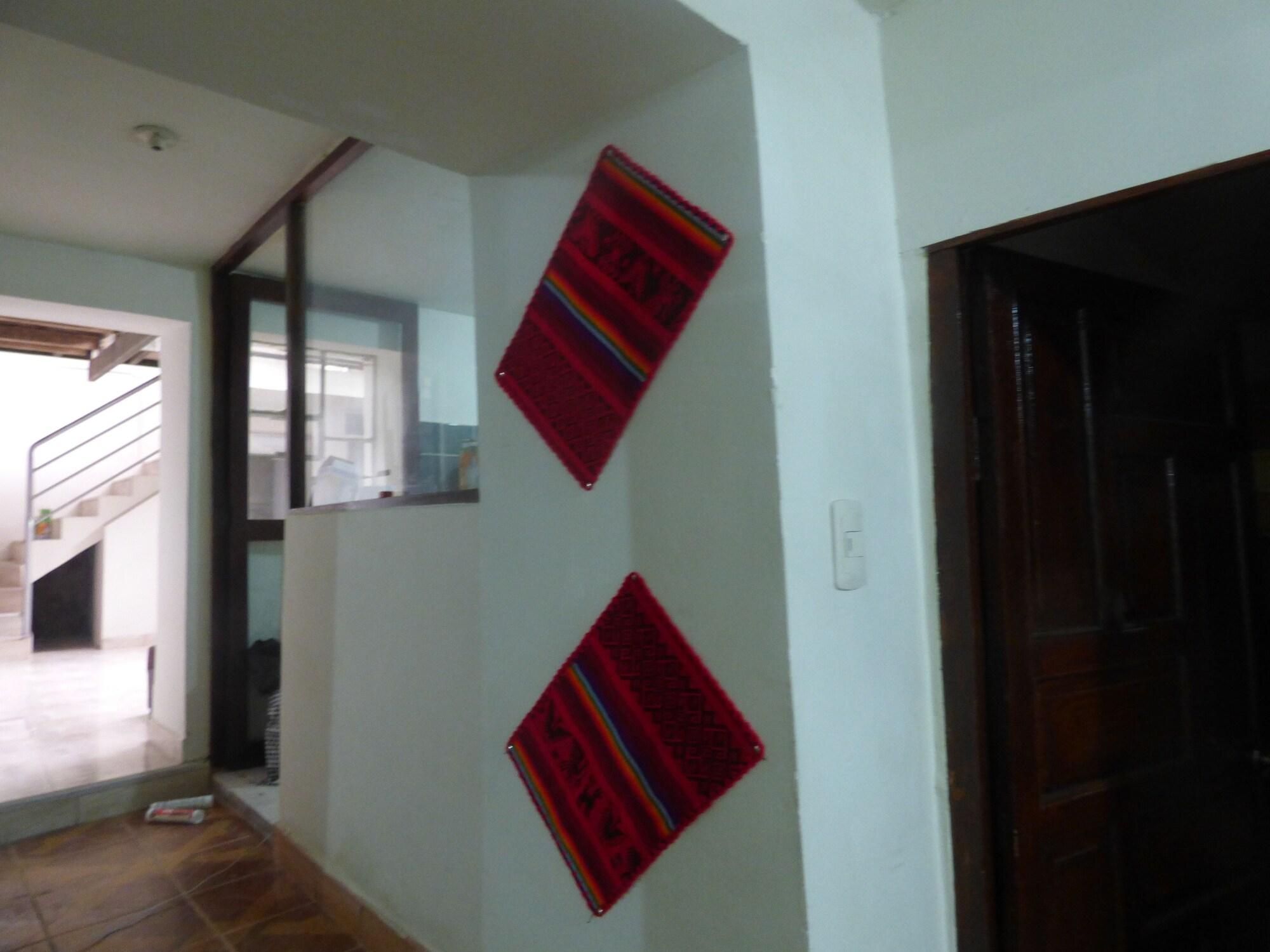 Varios The Grasshopper Hostels AV Alta