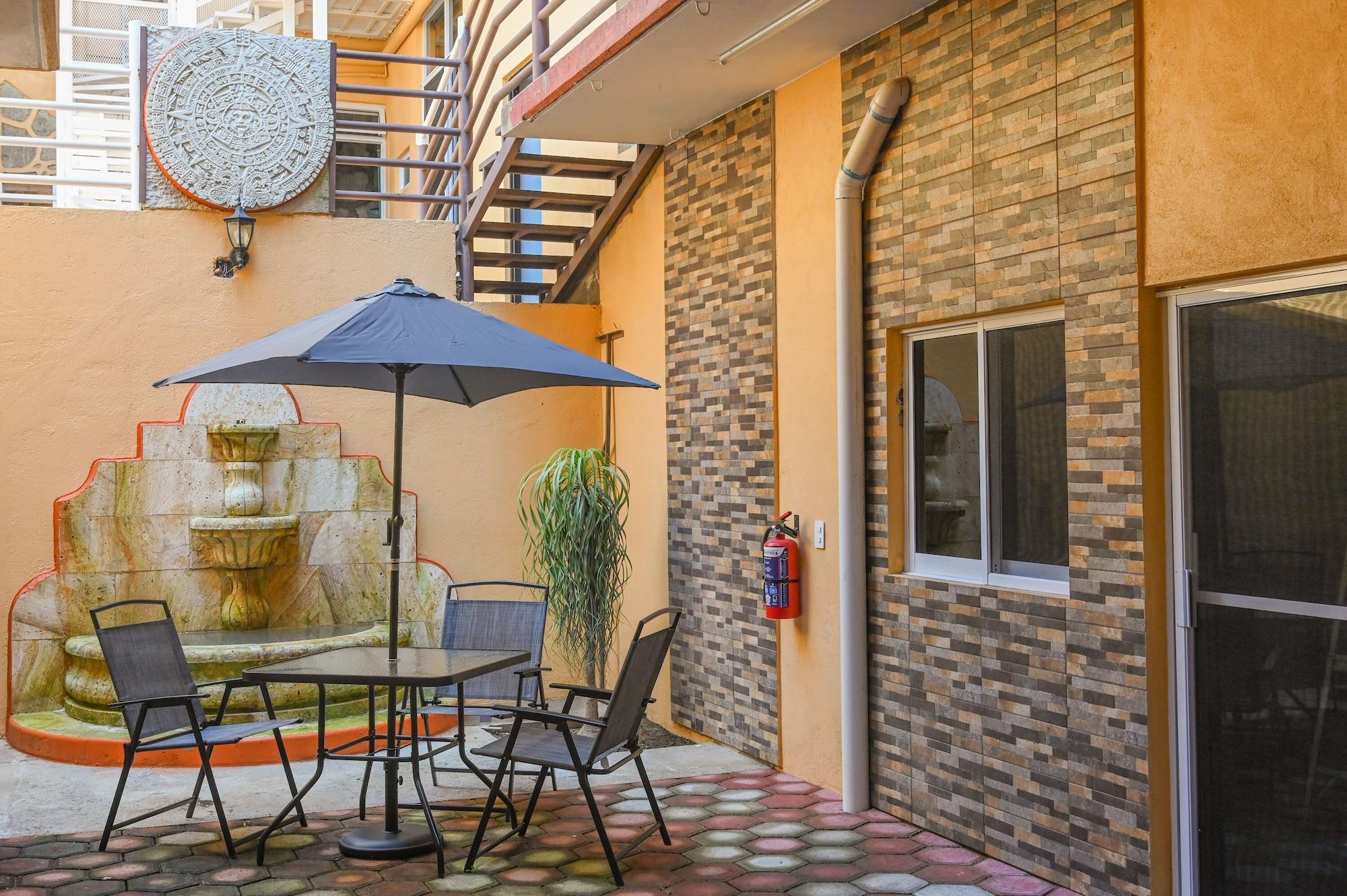 Vista Exterior Hotel Casa Leonor