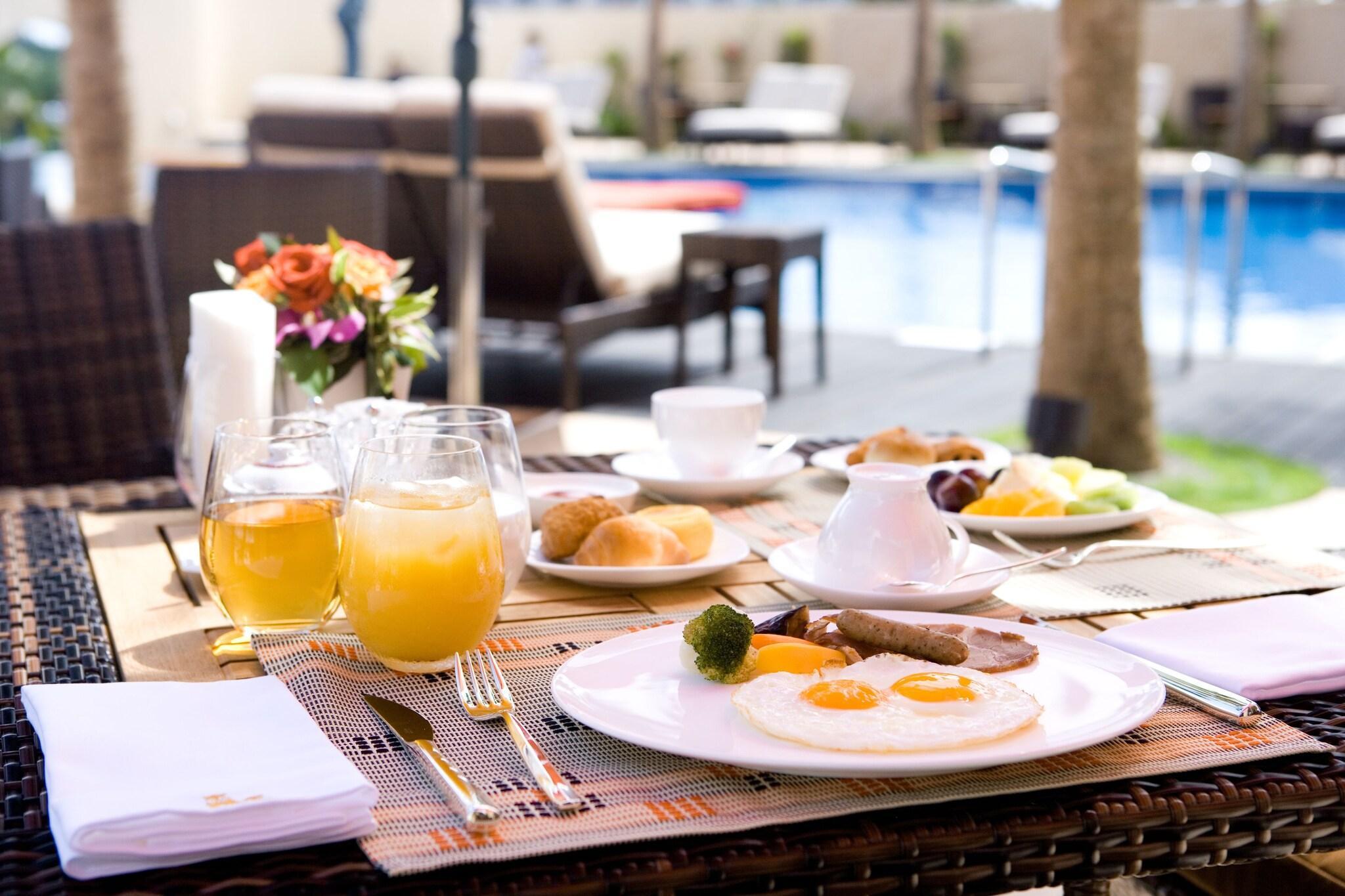 Restaurant Okinawa Kariyushi Resort Exes Onna