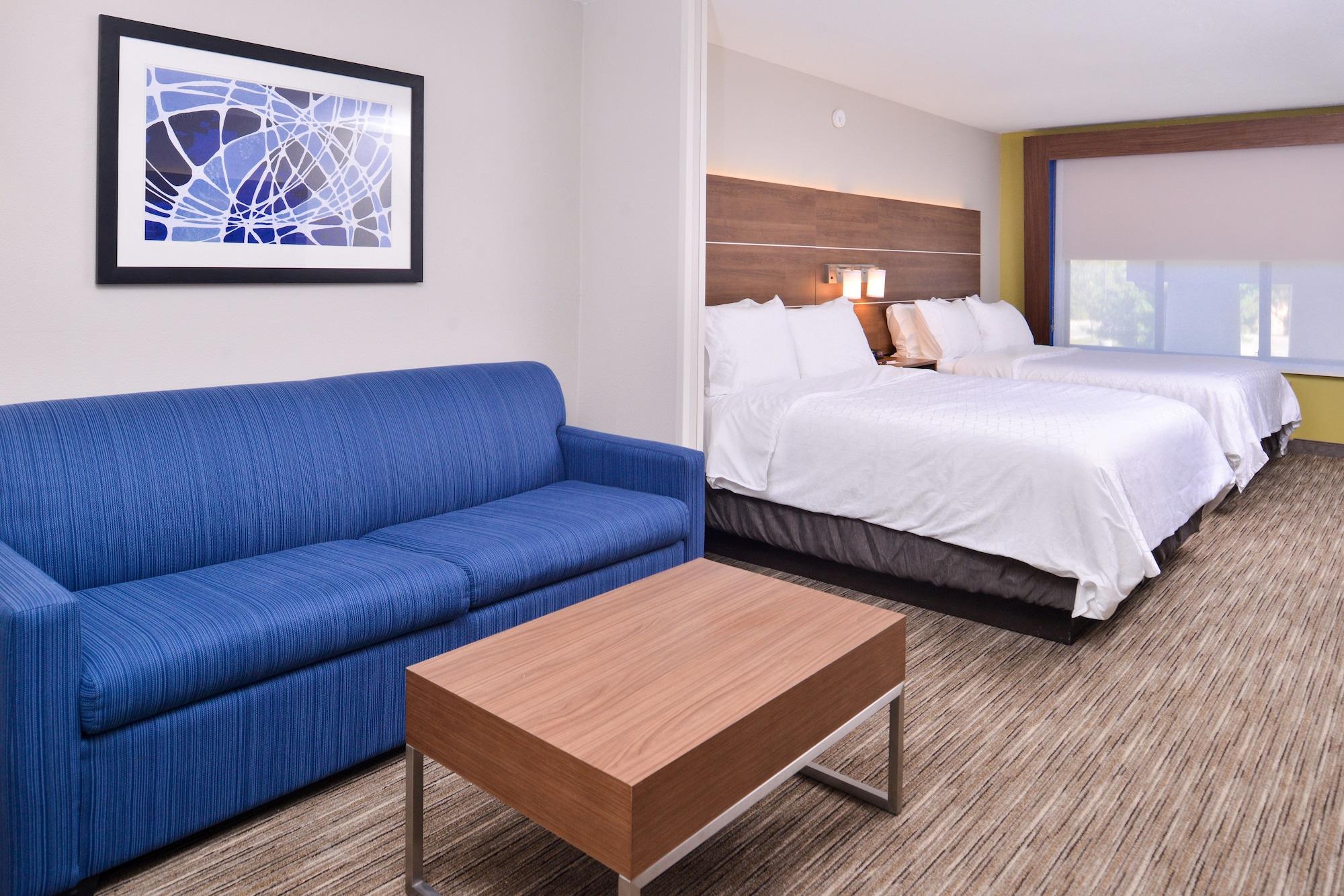 Habitación Holiday Inn Express & Suites Selma by IHG