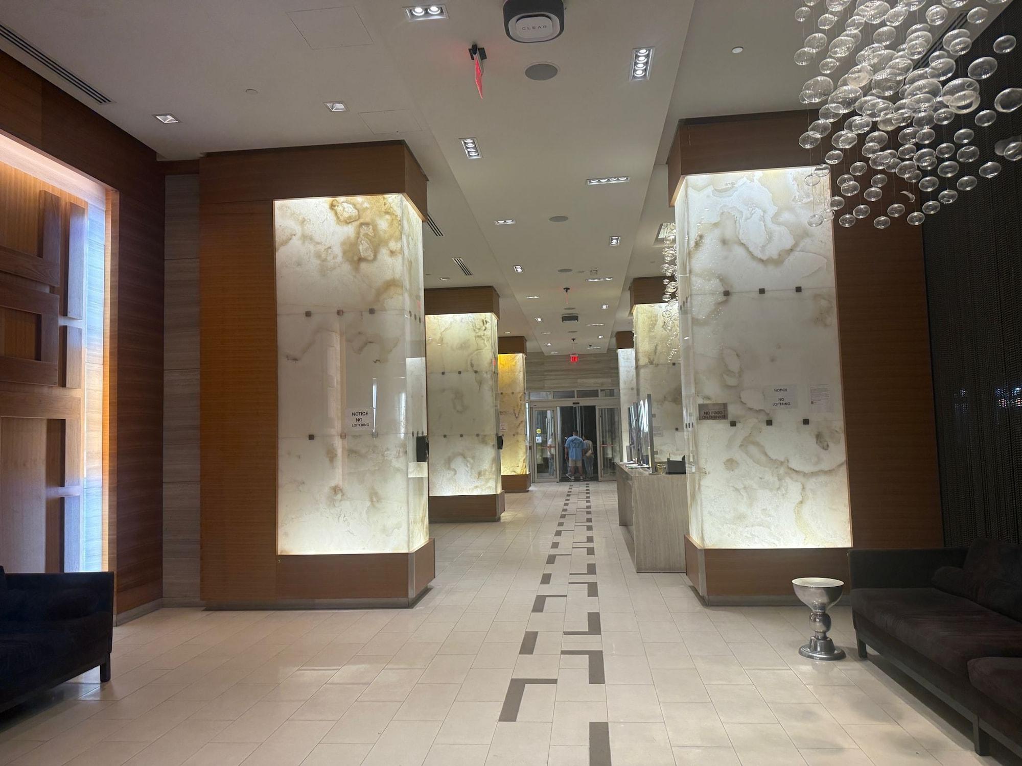 Vista Lobby Heaven Like Stays