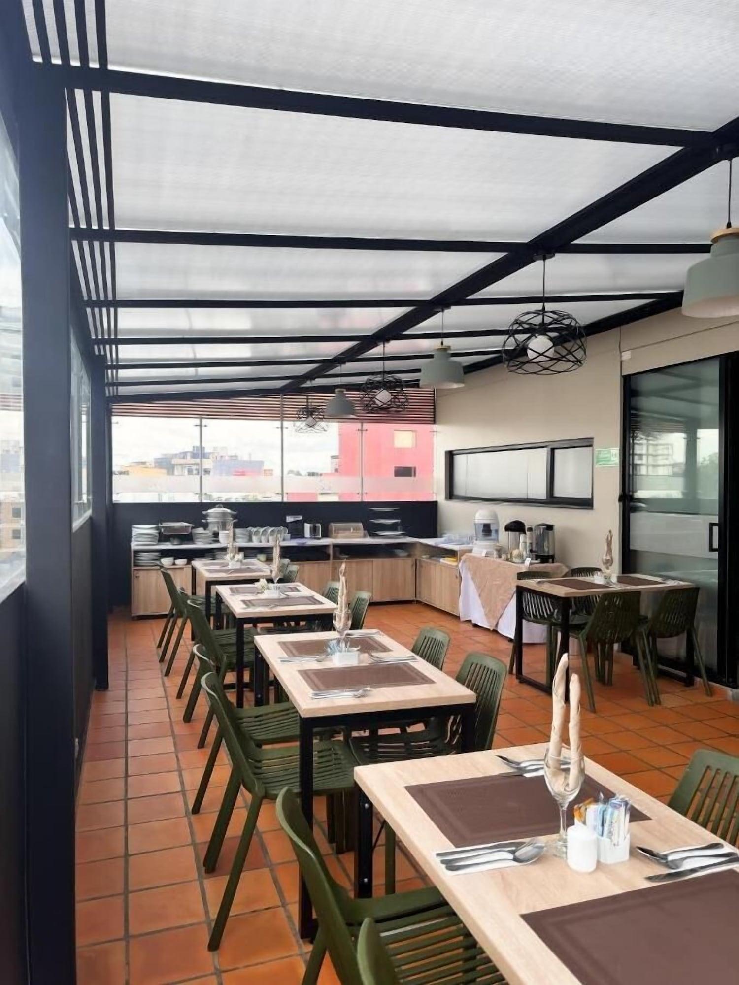 Restaurant Hotel WLH Gold Bogota
