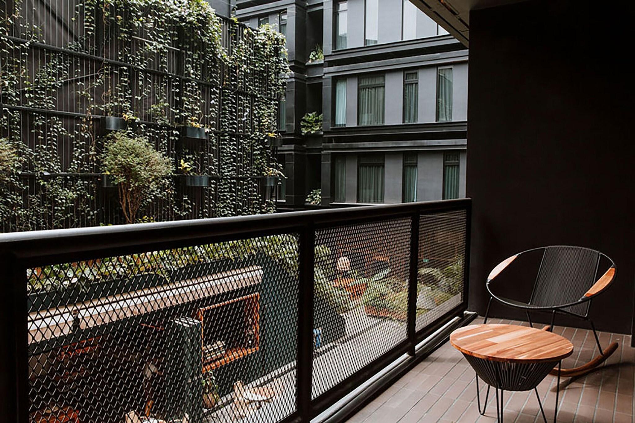 Vista Exterior The Click Clack Hotel Medellin