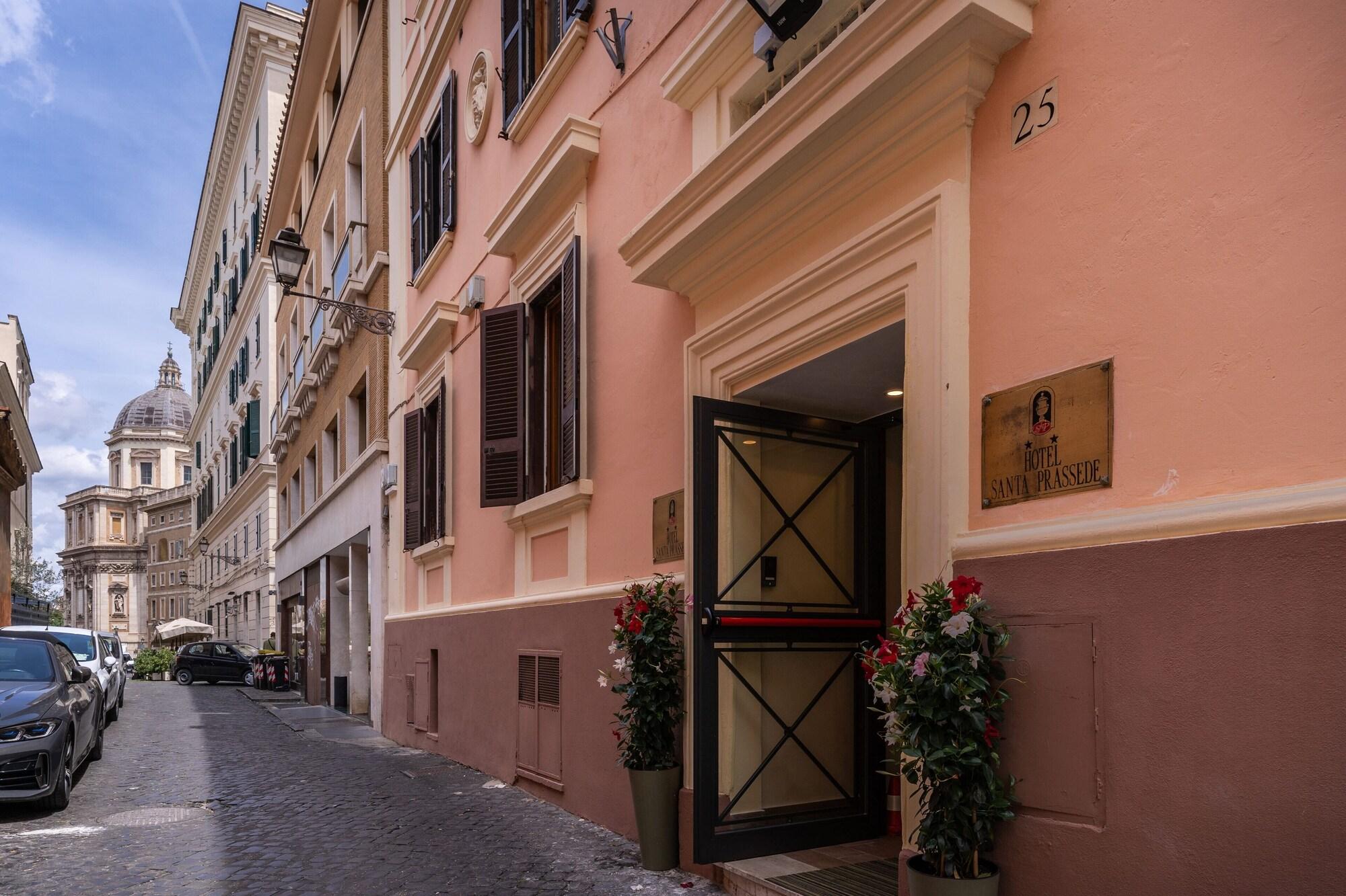Varios Hotel Santa Prassede