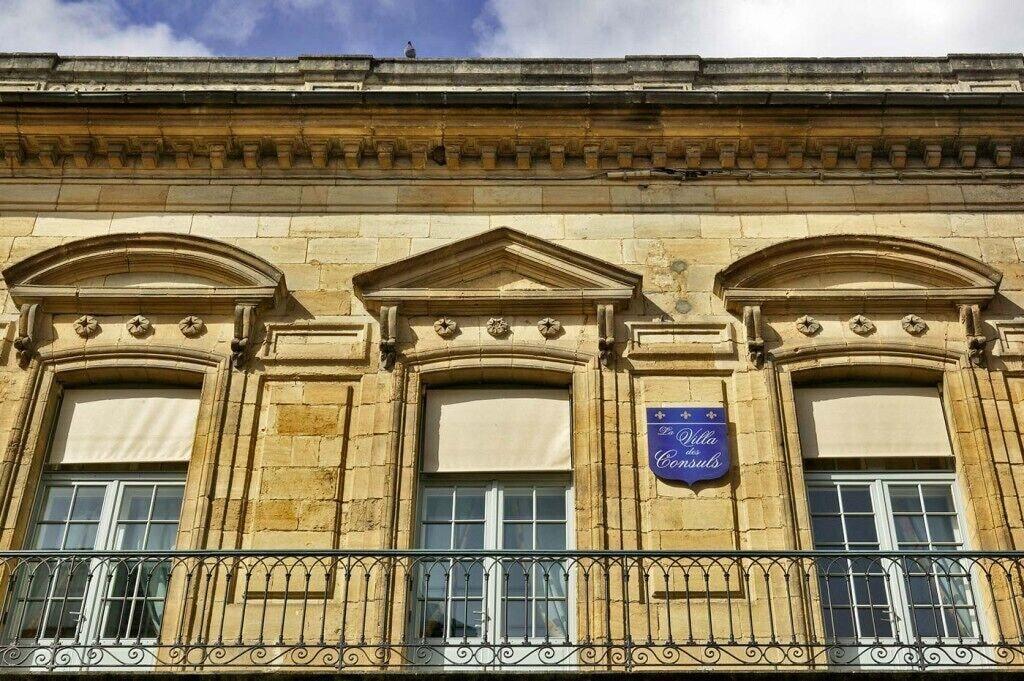 Varios La Villa des Consuls