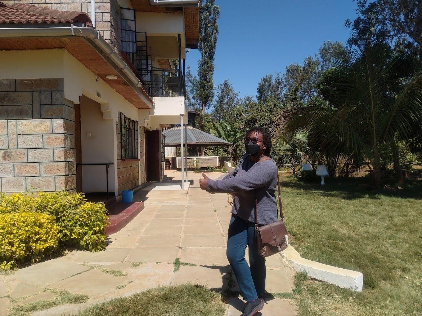 Vista Exterior Everlasting Gardens Kitui