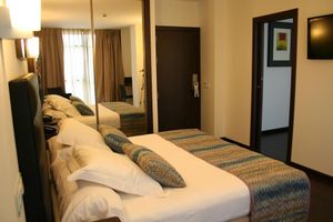 Alojamiento - Hotel Villa Rosario II, Edificio Moderno