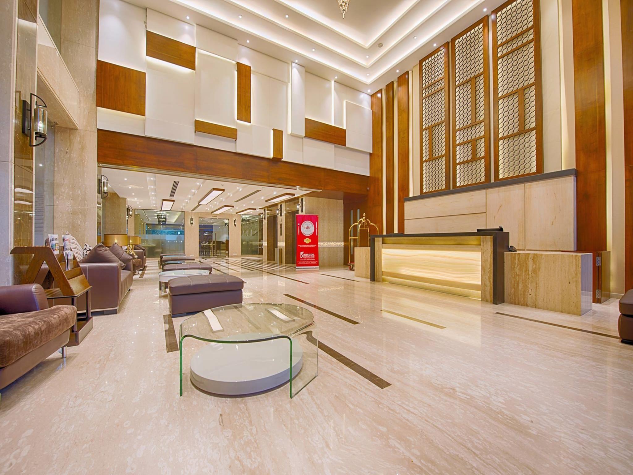 Vista Lobby Hotel Kiscol Grands