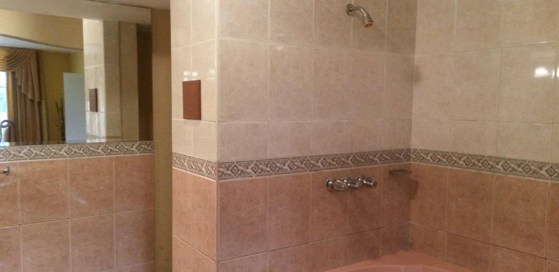 Baño Solid Gold Hotel