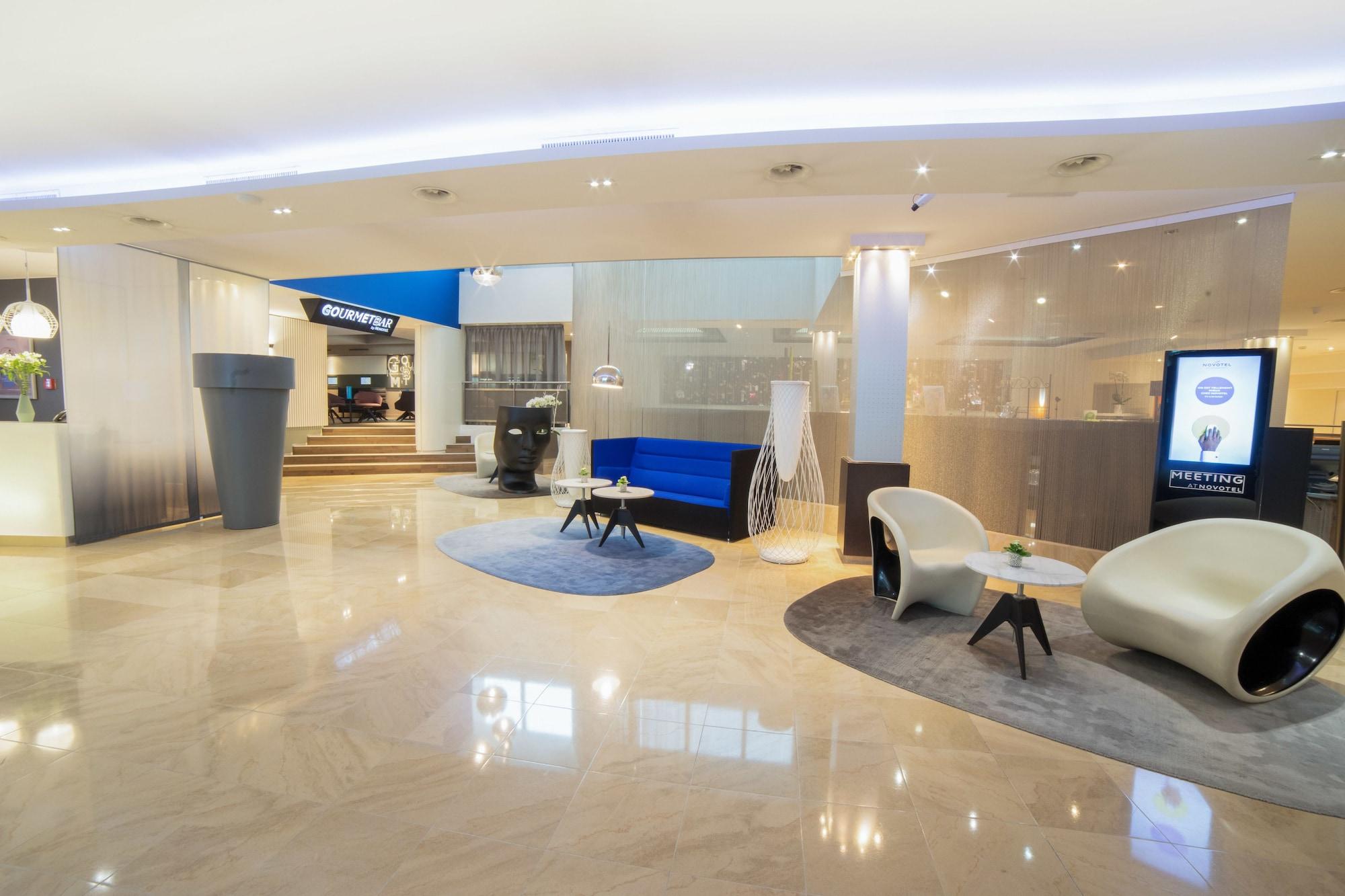 Vista Lobby Novotel Geneve Centre