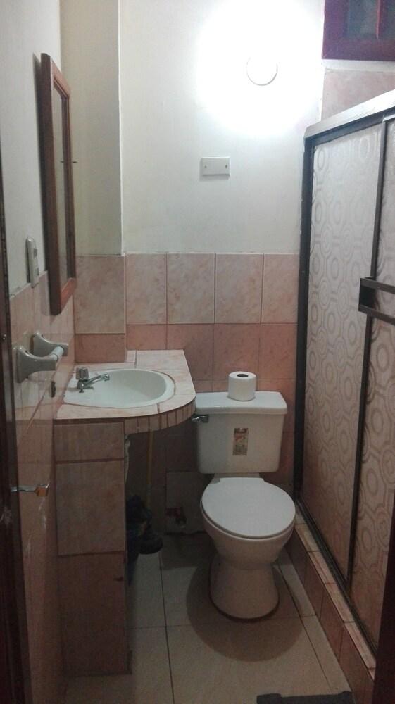 Baño Hostal Fragata