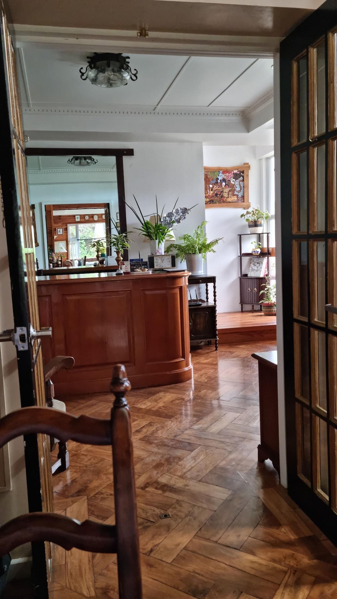 Vista Lobby Guesthaven Baguio Bed & Breakfast