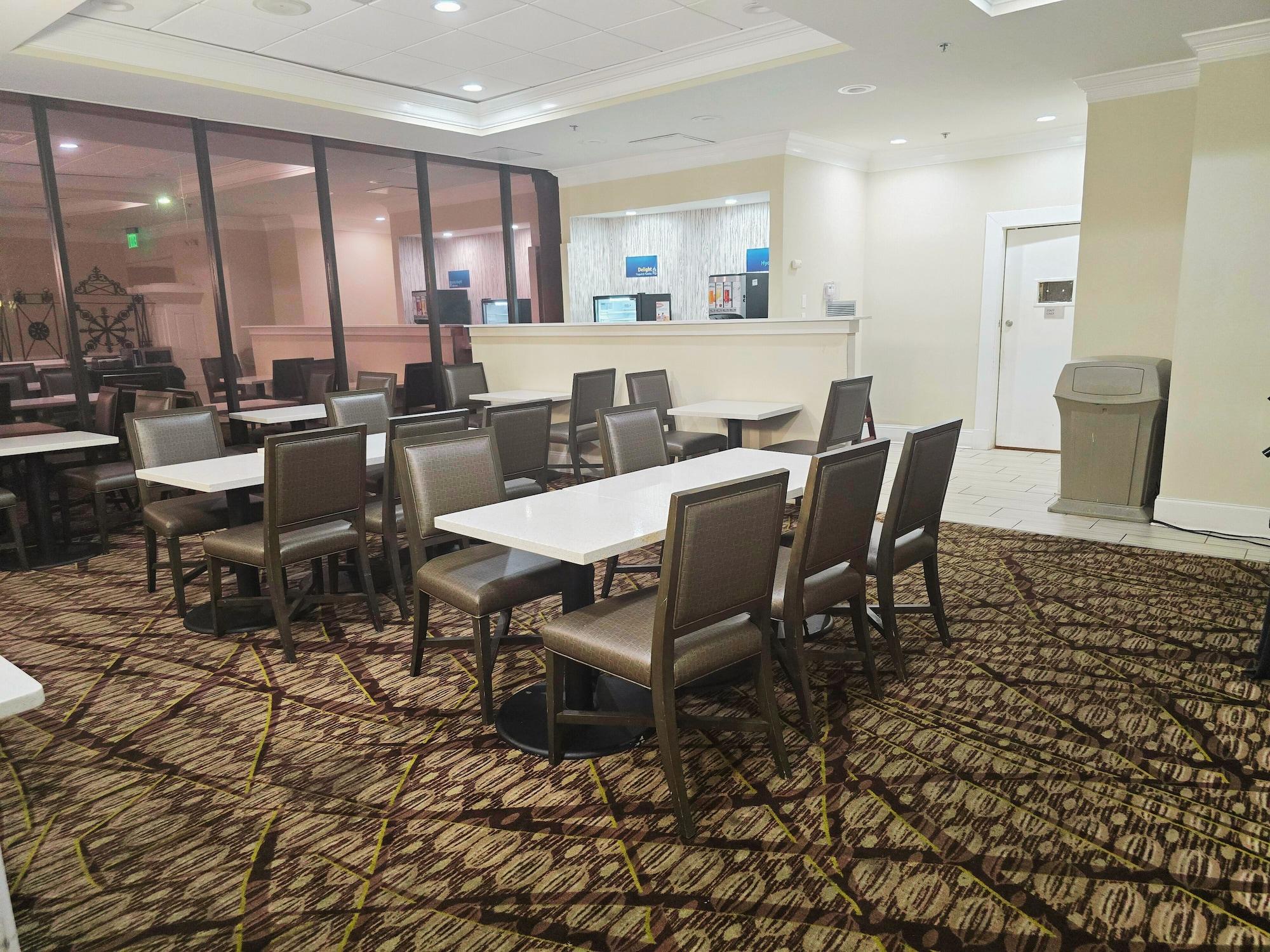 Restaurant Southern Stay, an Extended Stay Hotel