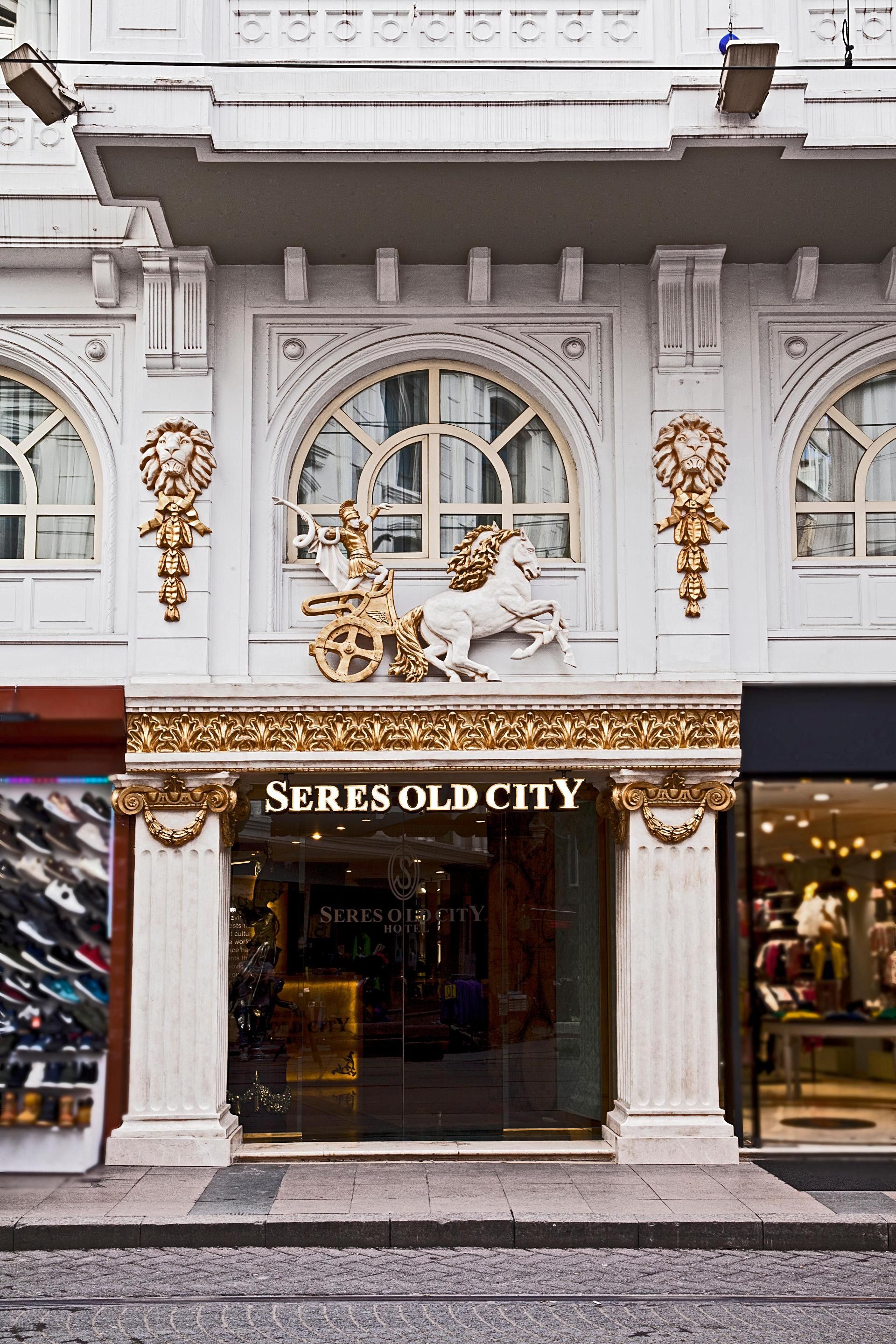 Vista Exterior Seres Hotel