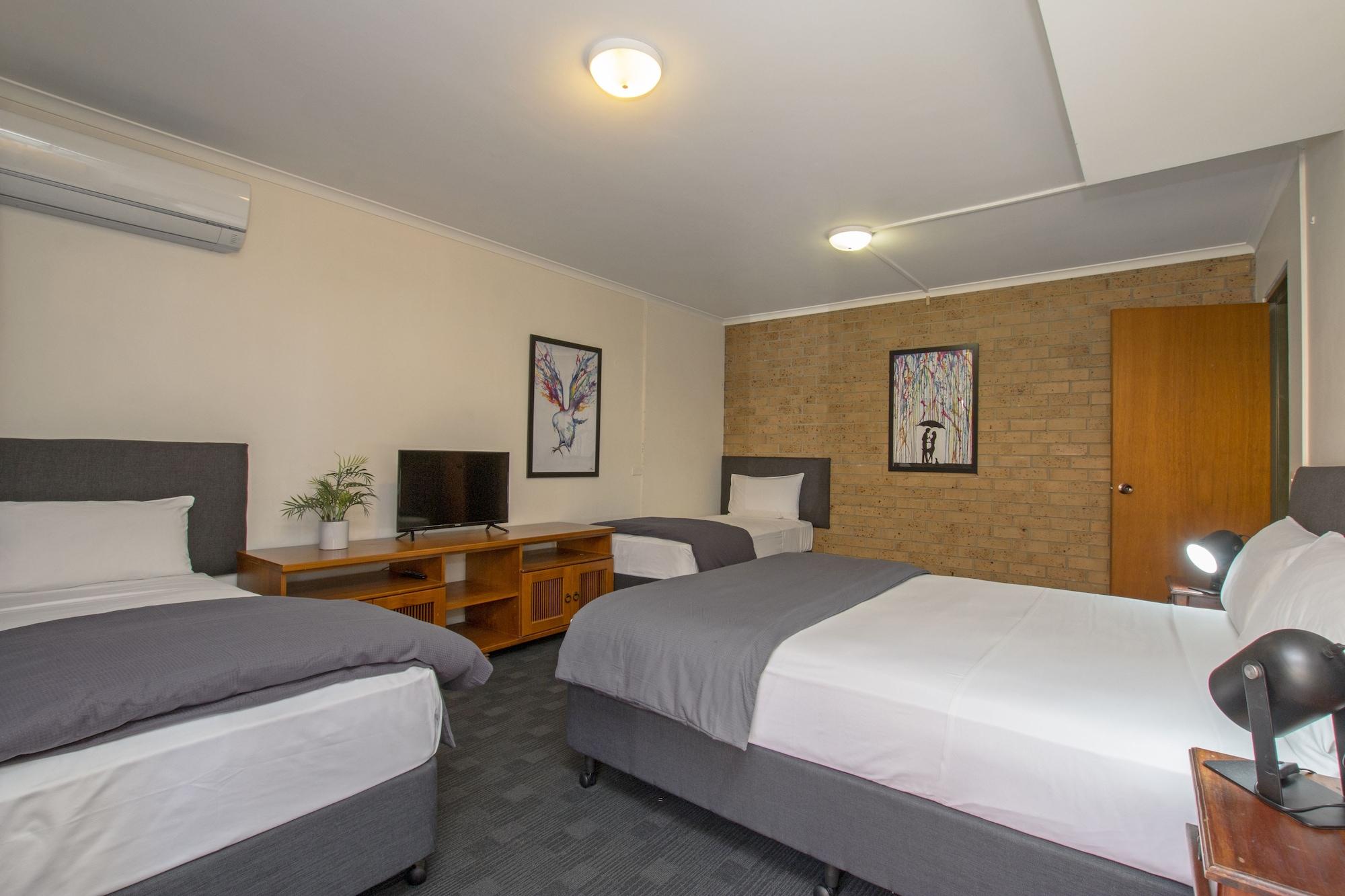 Habitación River Street Motel