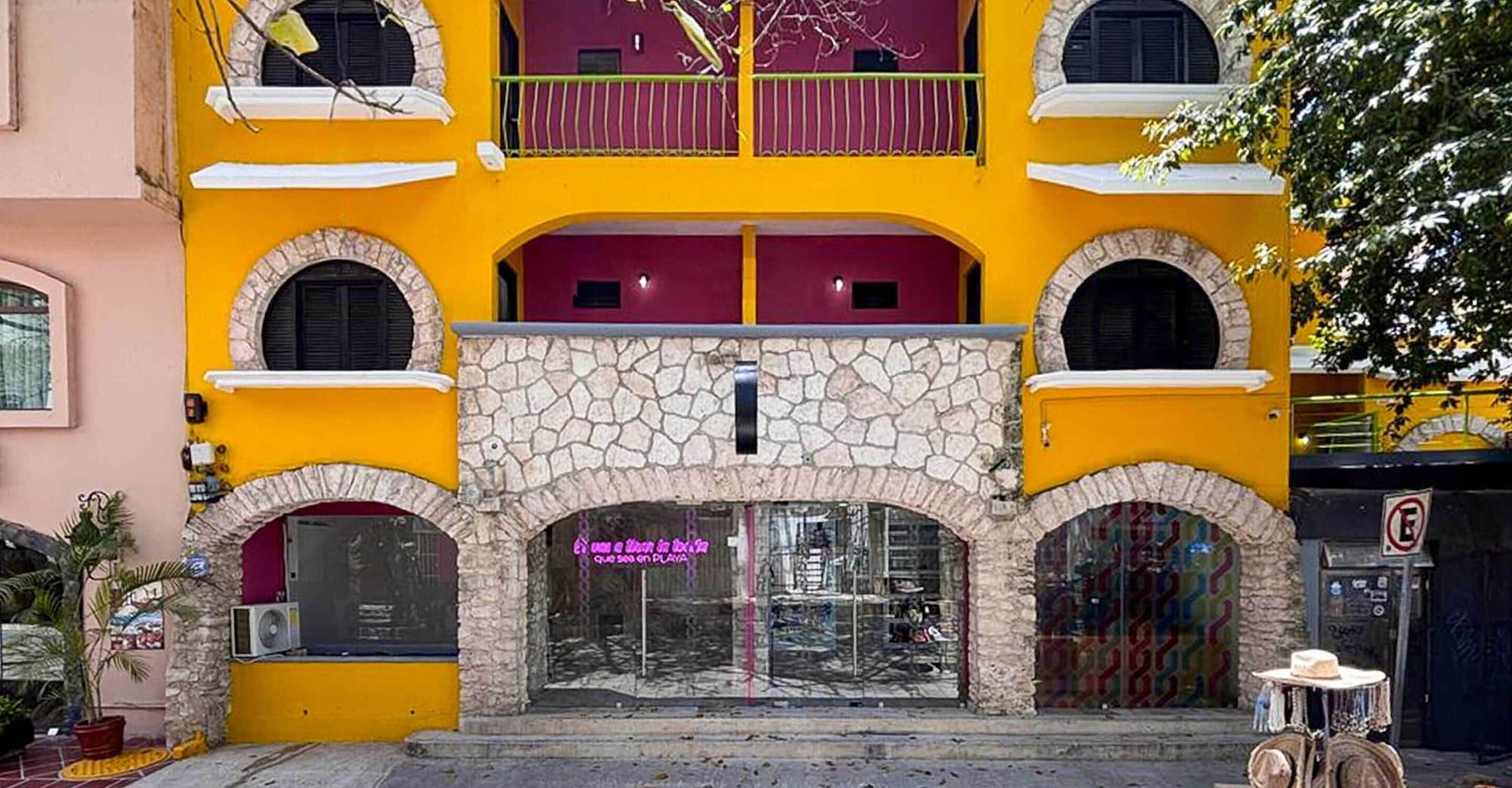 Vista Exterior Hostal CASA MX quinta avenida