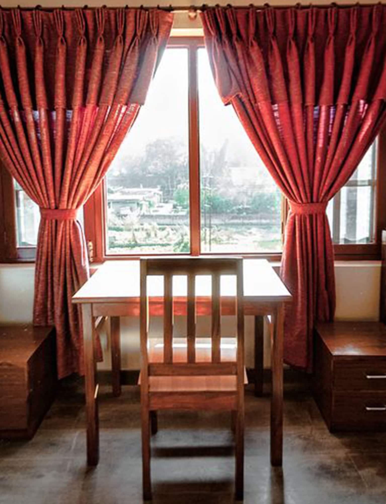 Restaurant Be Here Now Guest House