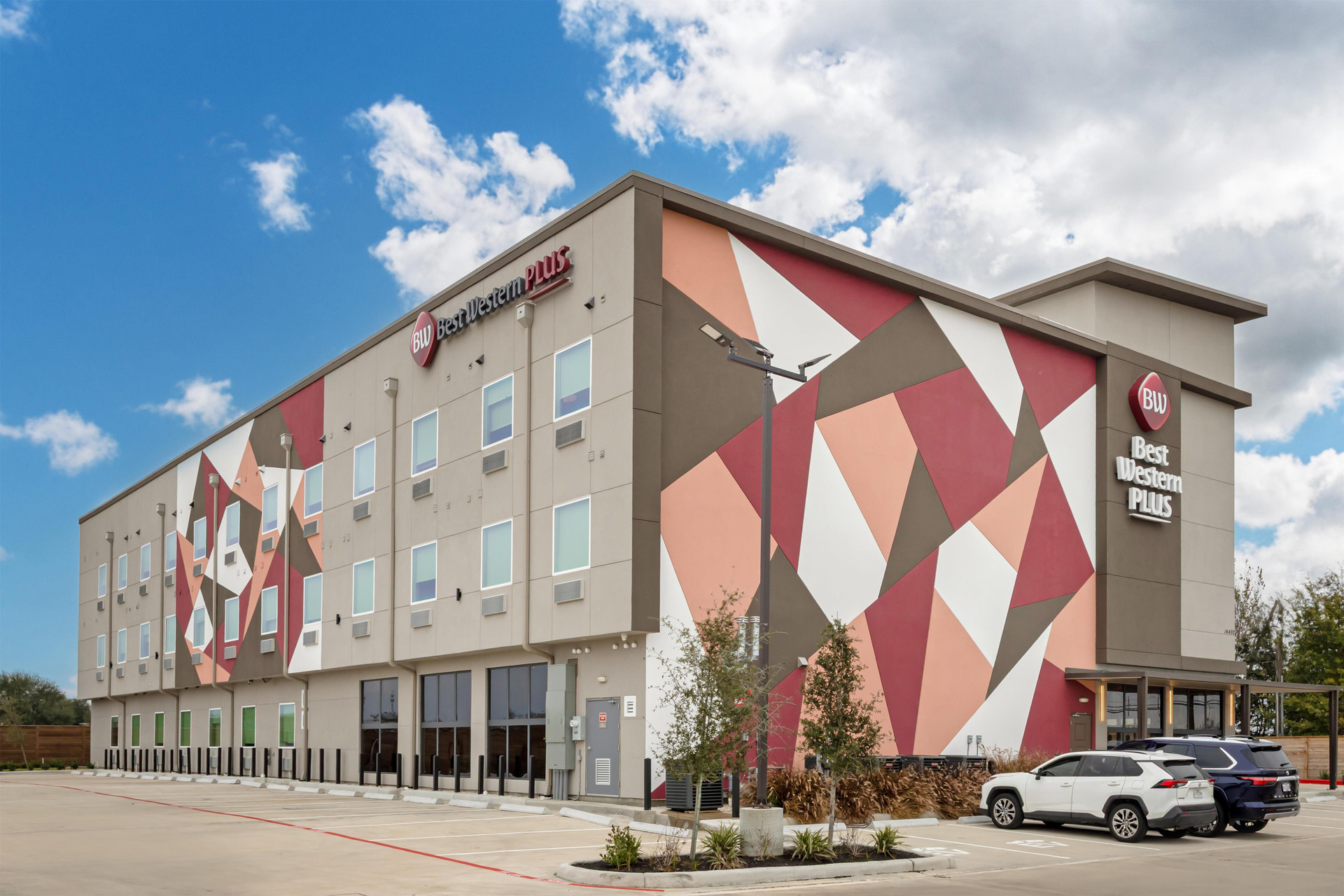 Vista Exterior Best Western Plus Pearland/Houston Medical Center Hotel