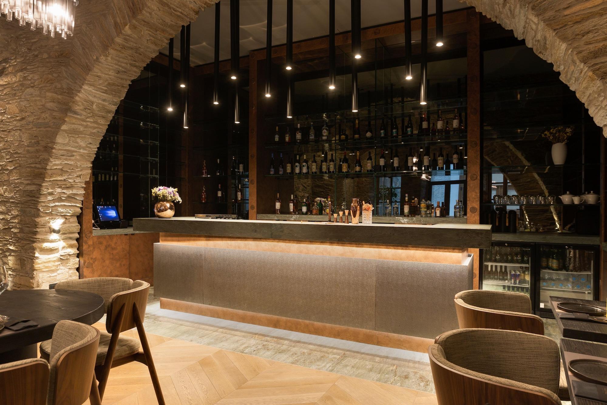 Bar/Salón Castro Hotel Syros