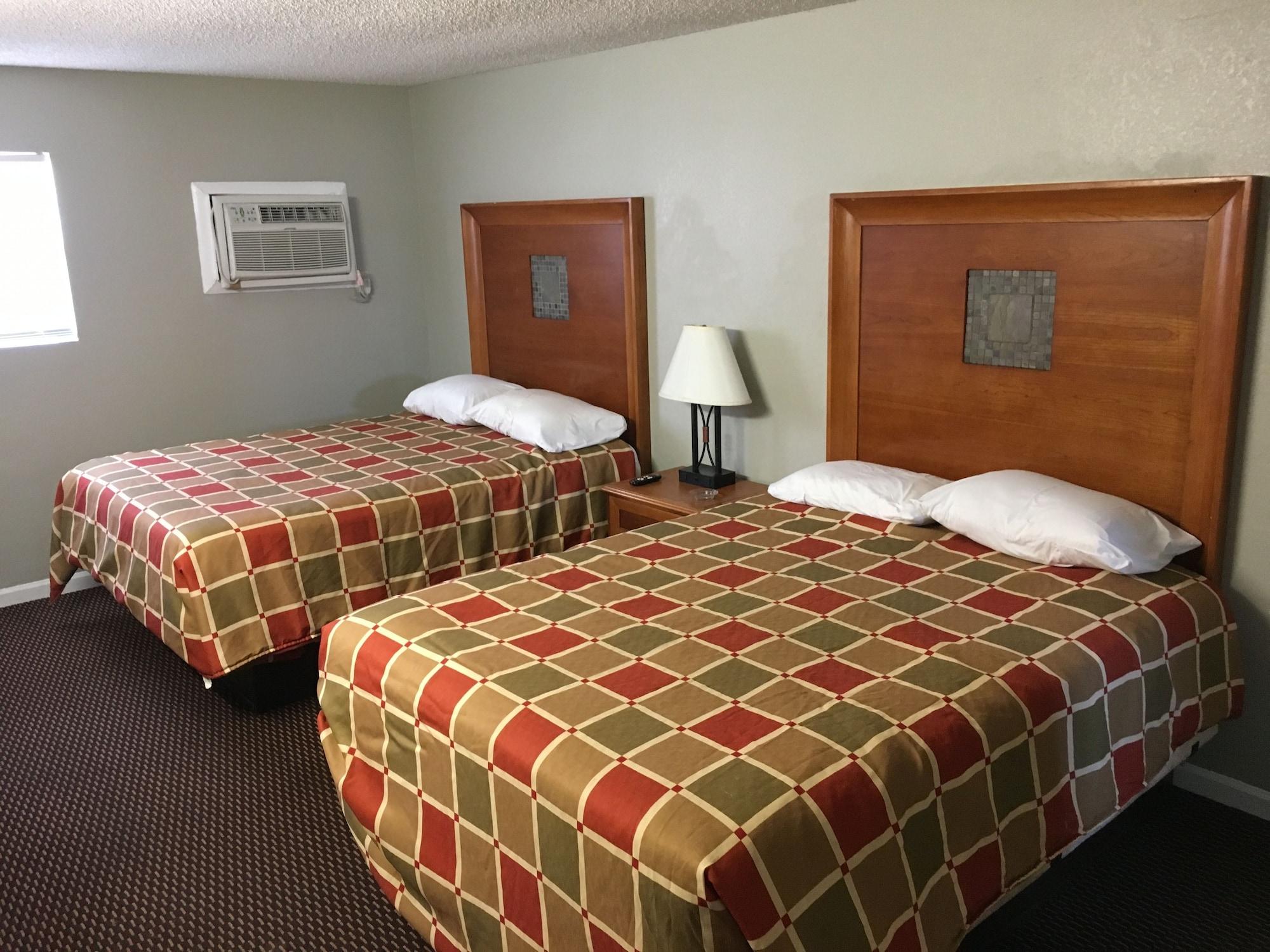 Varios Red Carpet Motel