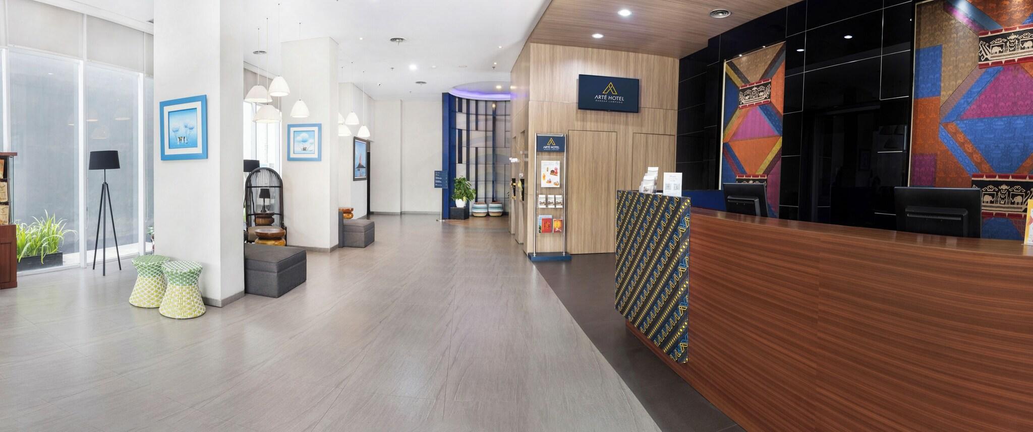 Vista Lobby Whiz Prime Hotel Ahmad Yani Lampung