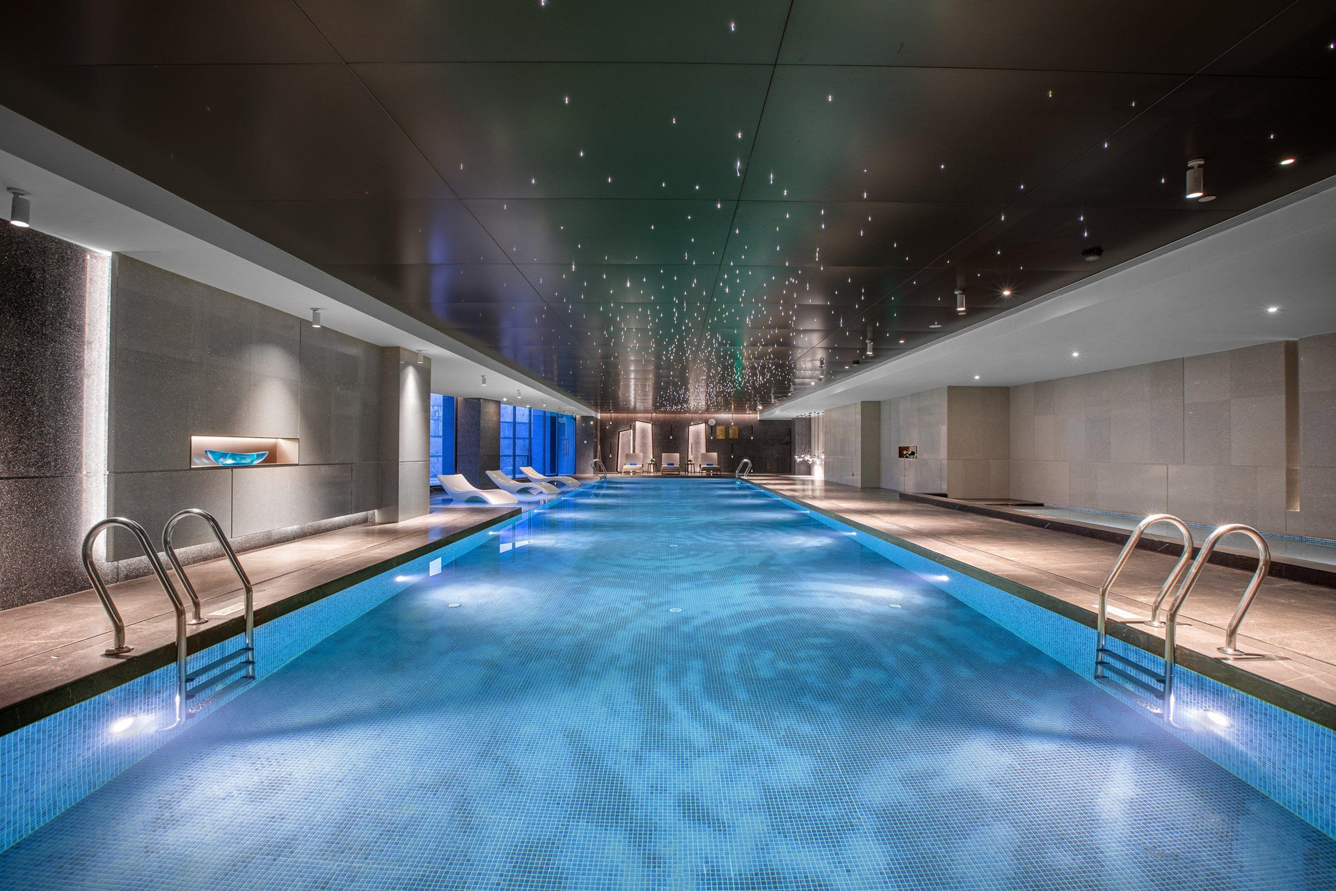 Vista Piscina Crowne Plaza Ya An