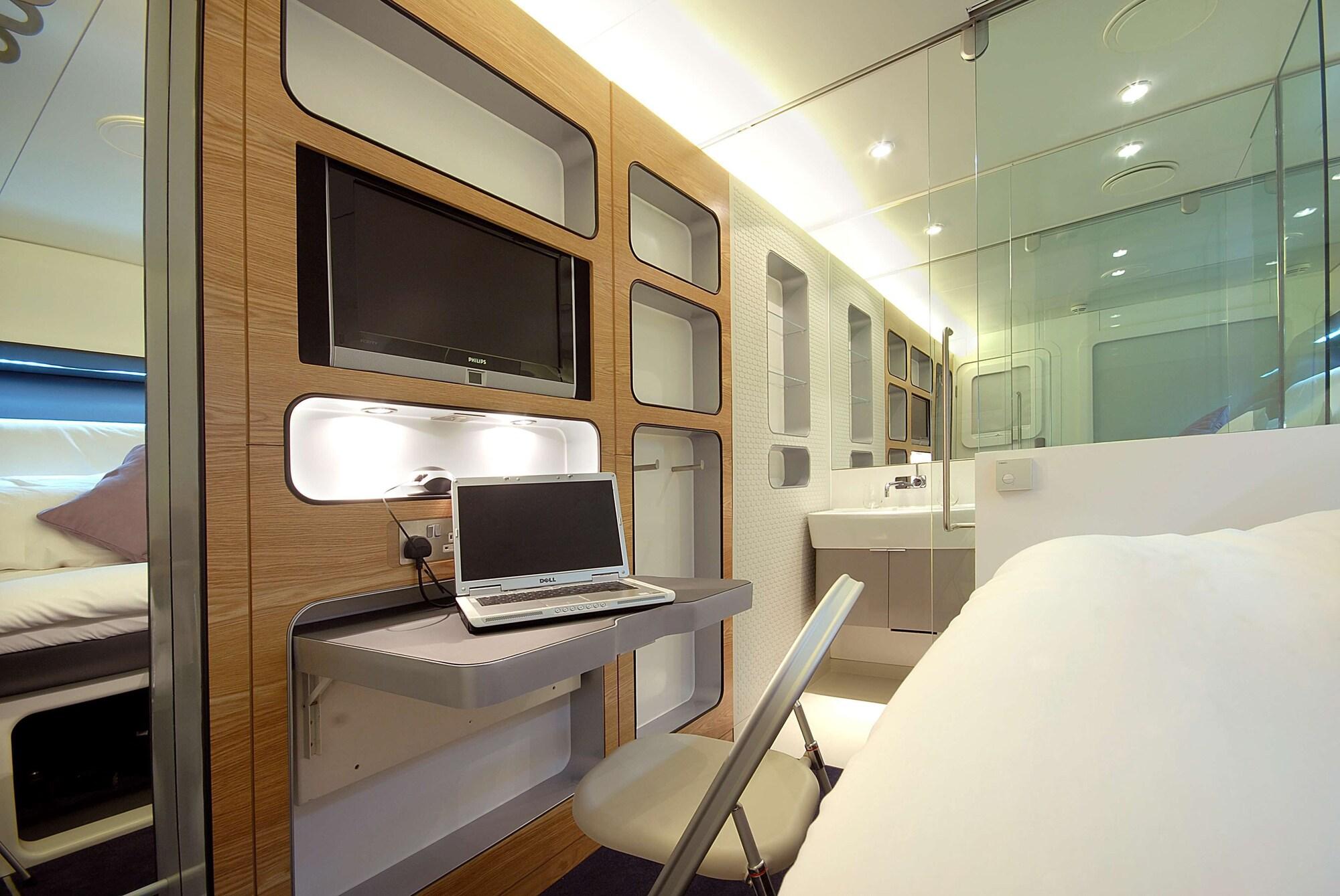 Set de Habitación YotelAIR  London Gatwick