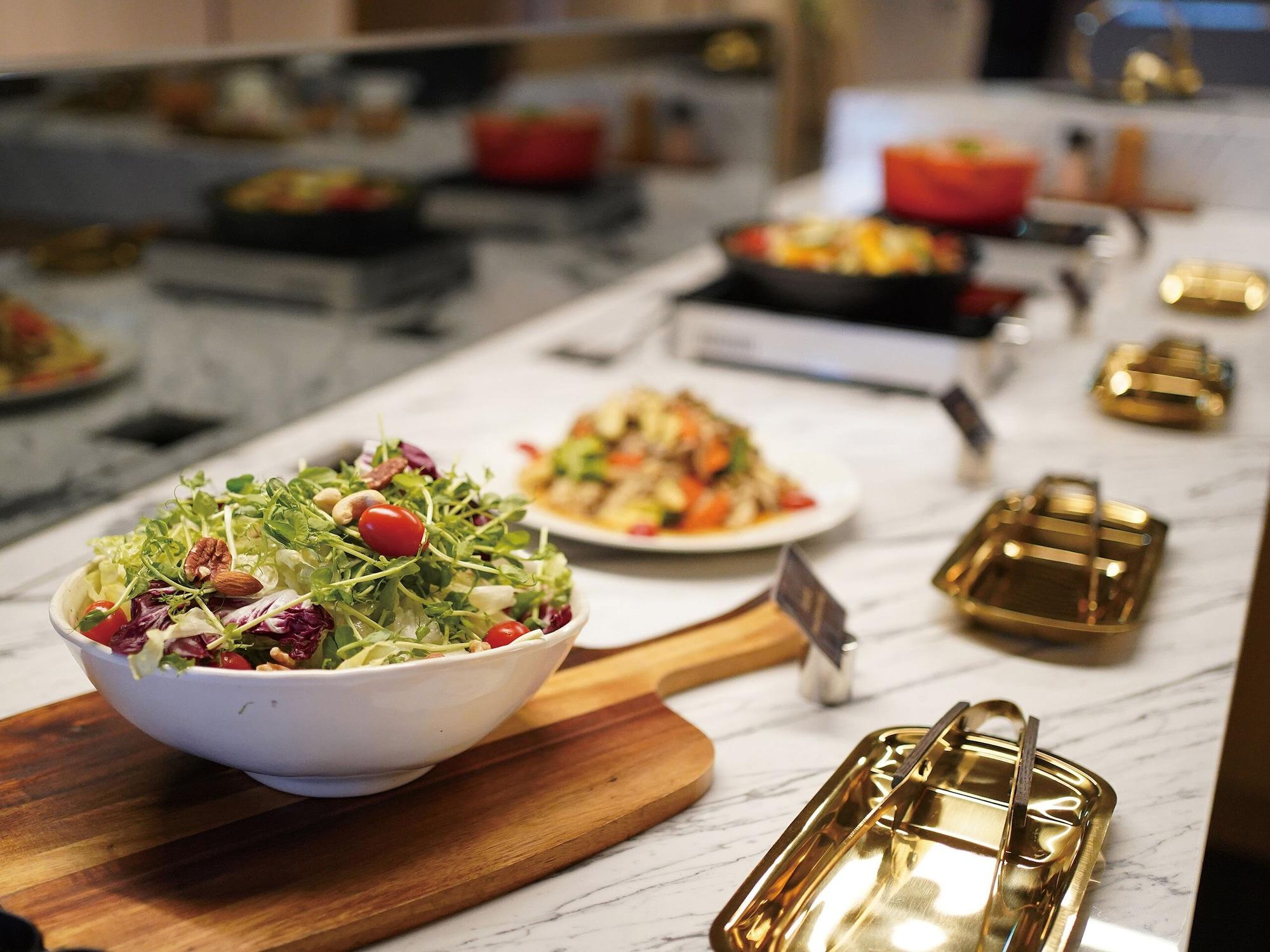 Restaurant Roaders Plus Hotel Theme