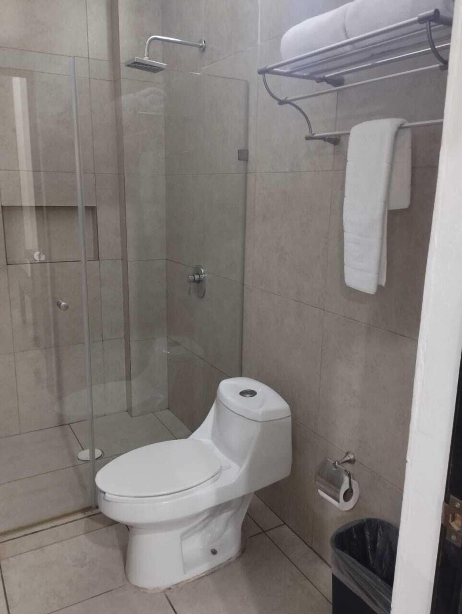 Equipamiento de Habitación HOTEL PLAZA ELITE
