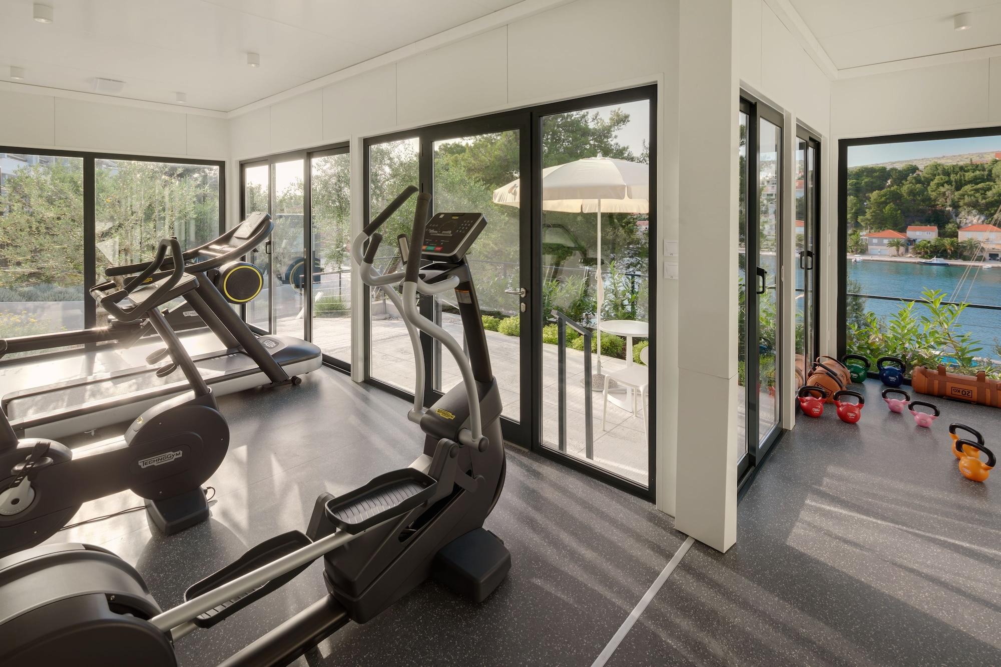 Gimnasio Hotel Milna Osam - Adults only