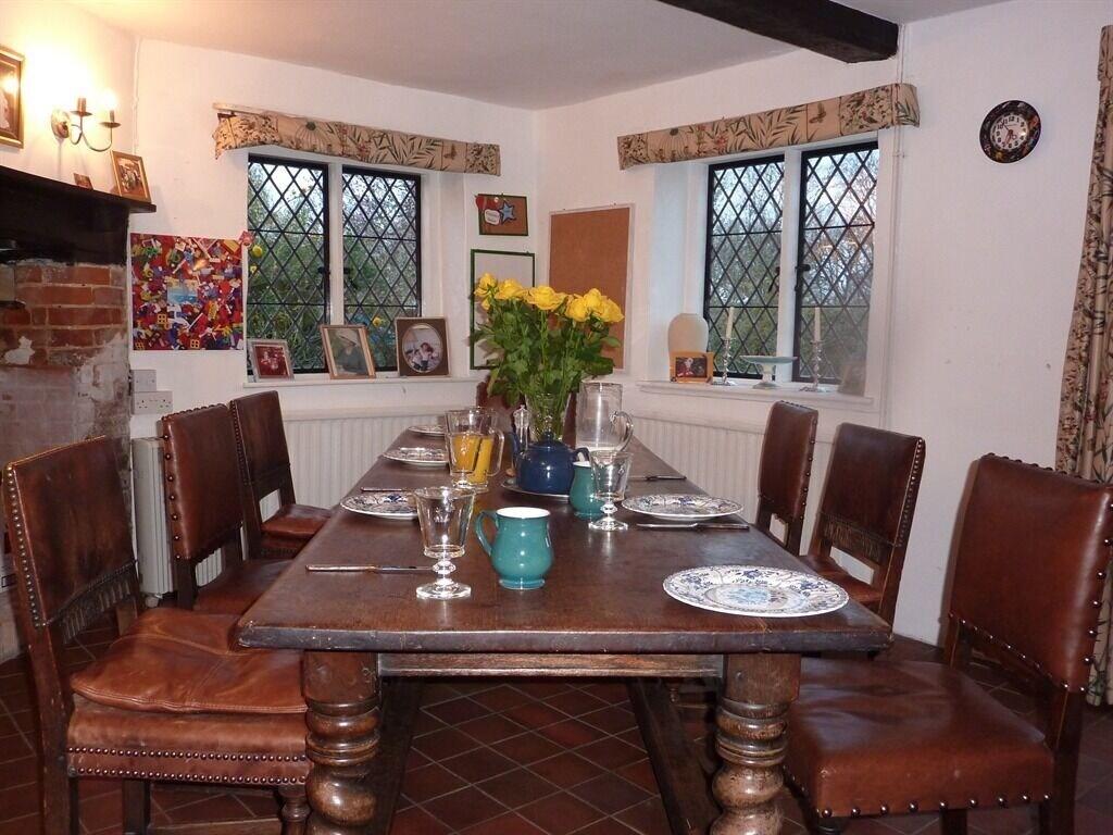 Restaurant Bed and Breakfast Dunsfold