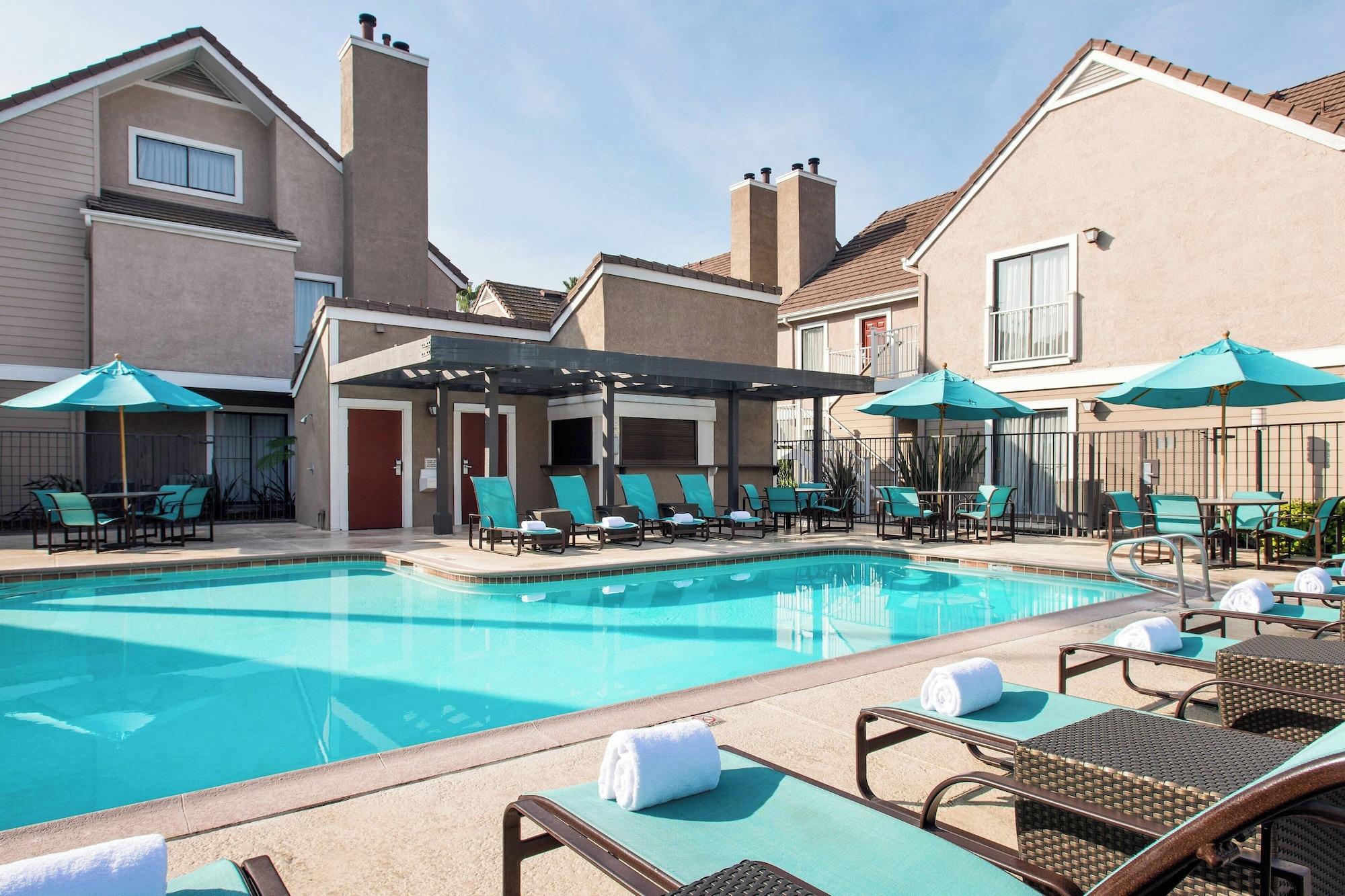 Vista Piscina Residence Inn By Marriott Long Beach