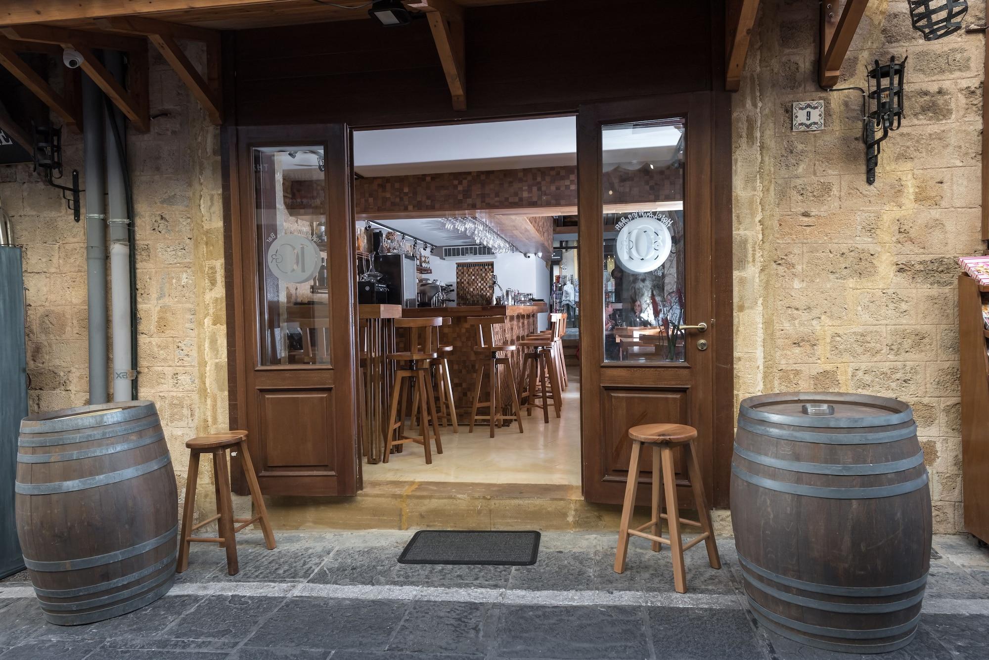 Vista Exterior 10GR Boutique Hotel and Wine Bar
