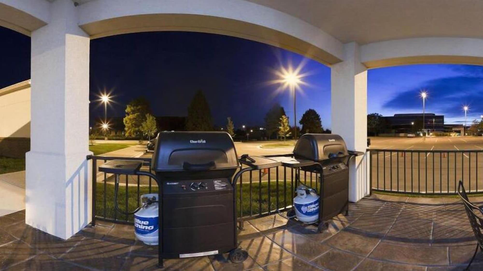 Comodidades del Alojamiento Candlewood Suites Indianapolis Northwest by IHG