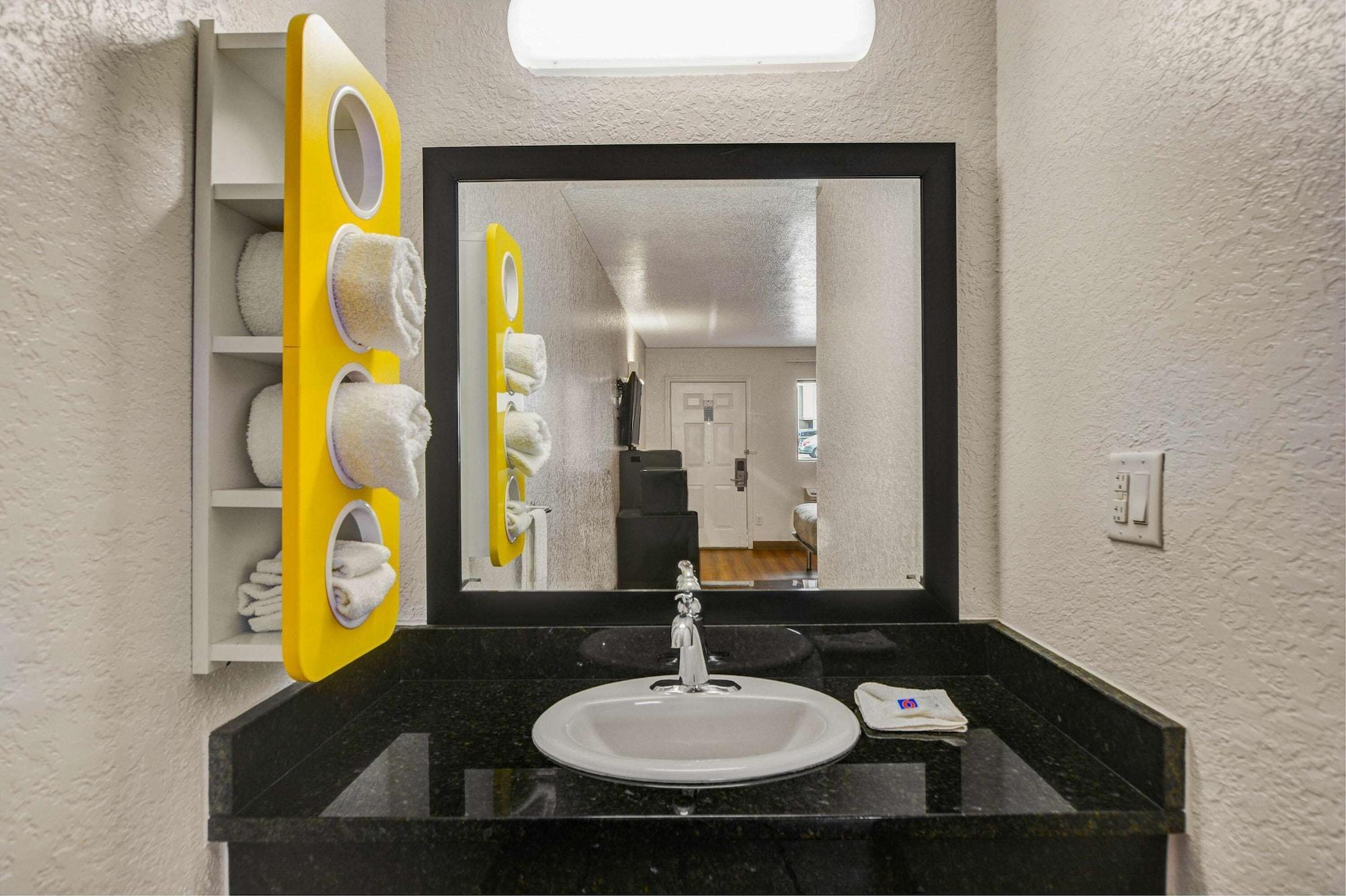 Equipamiento de Habitación Motel 6 Moultrie, GA