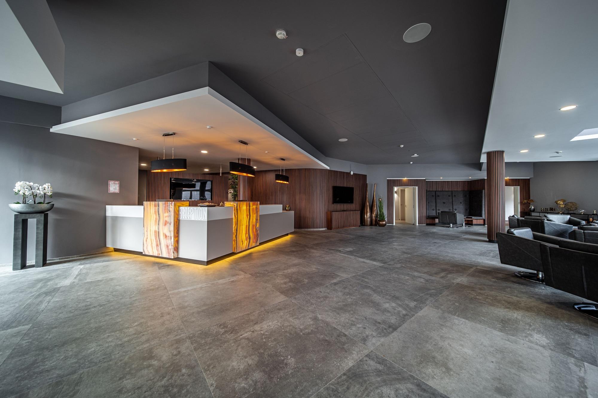 Vista Lobby EE Hotel