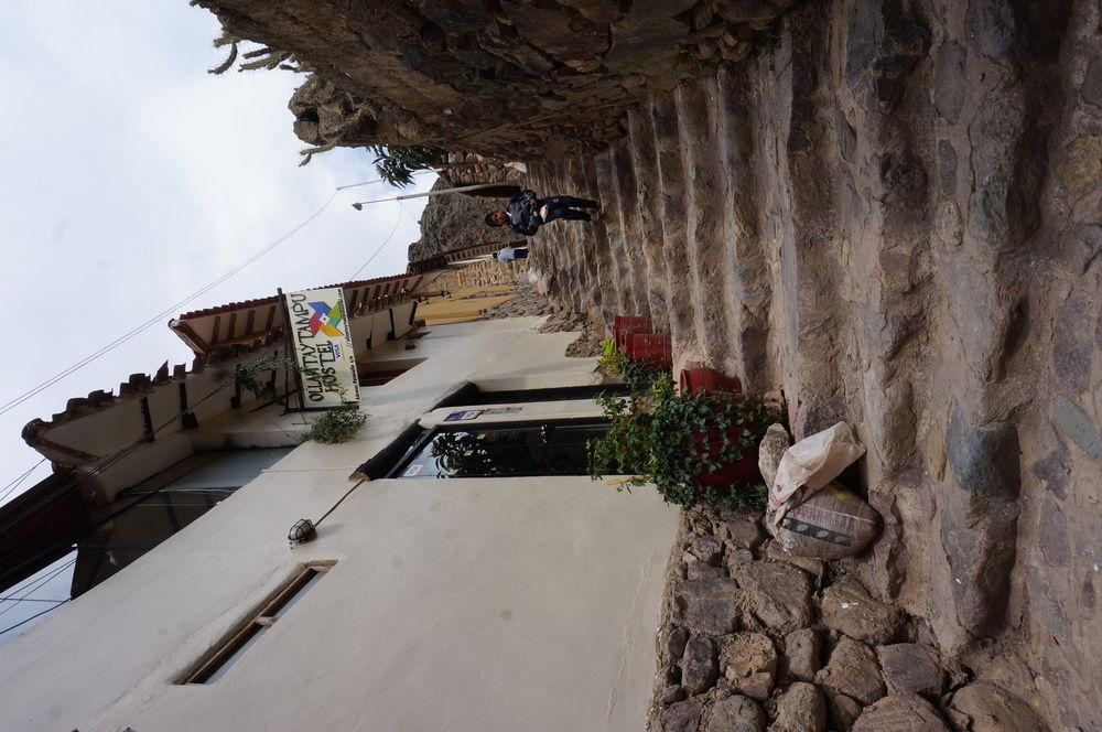 Varios Ollantaytampu Hostel