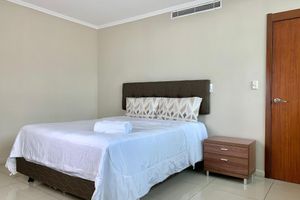 Alquiler Vacacional - Luxury Suite on the 14th floor in Puerto Santa Ana, Guayaquil